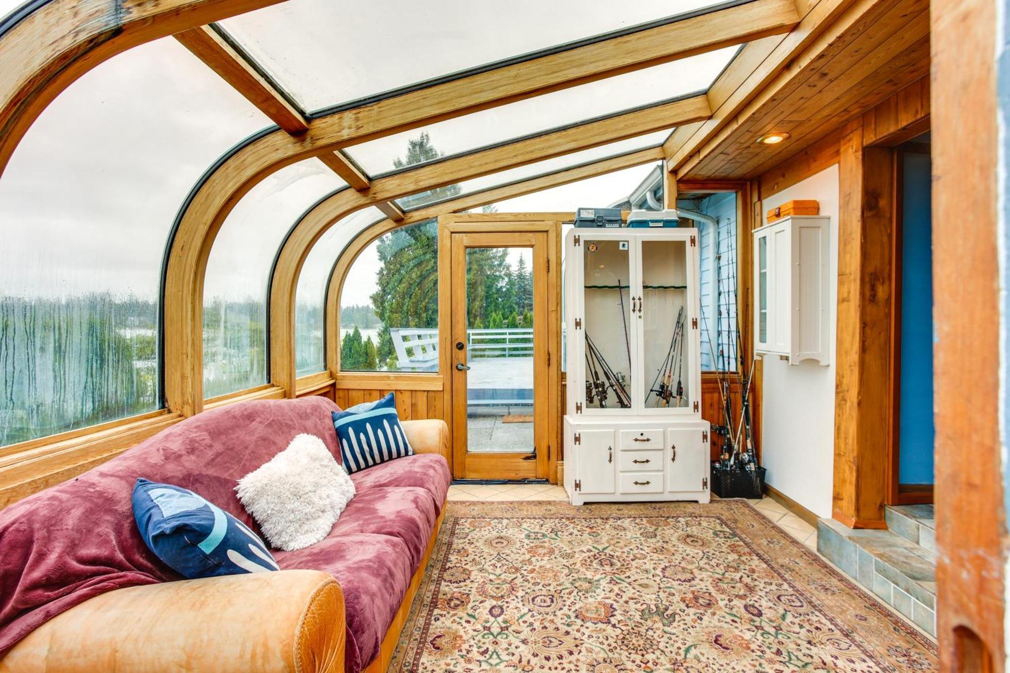 Tacoma Home On Steilacoom Lake With Dock! Buitenkant foto